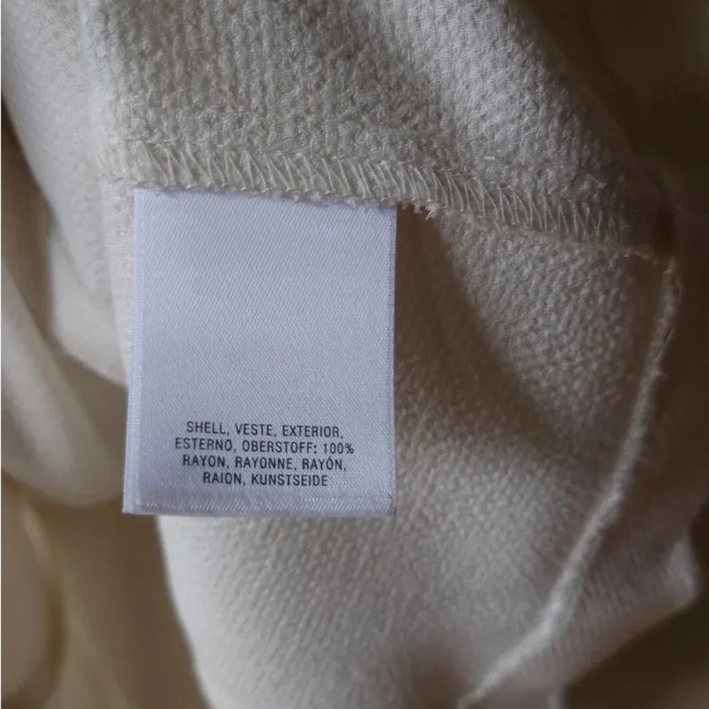 Anthropologie Scalloped Ivory Top 🩵 - Picture 6 of 6